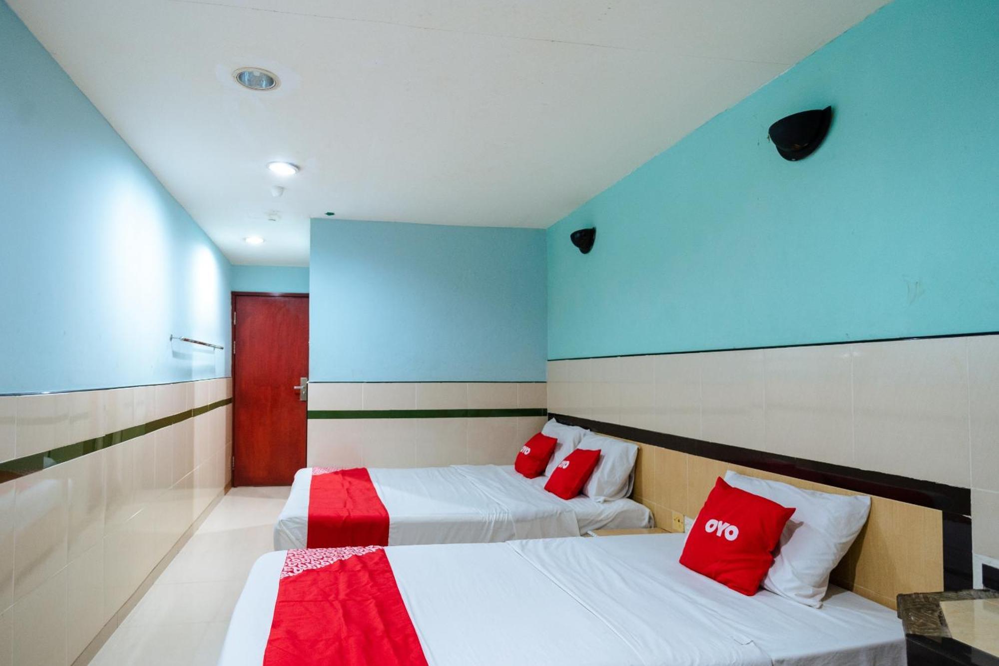 Oyo 90208 Milion Inn Miri Exterior foto